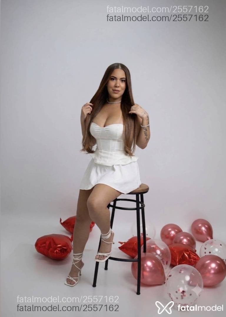 Acompanhante mulher com cabelo castanho de olhos castanhos em Franca - Mia Valentin