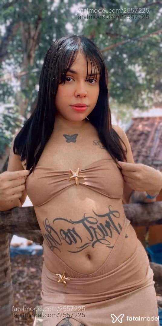 Acompanhante mulher morena (o) de olhos pretos em Uberaba - Luísa