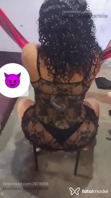 Acompanhante mulher morena (o) de olhos pretos em Fortaleza - Preta