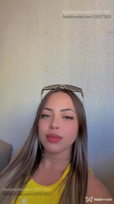 Acompanhante mulher loira (o) de olhos verdes em Uberlândia Acompanhante mulher loira (o) de olhos verdes em Uberlândia - Babi Muniz