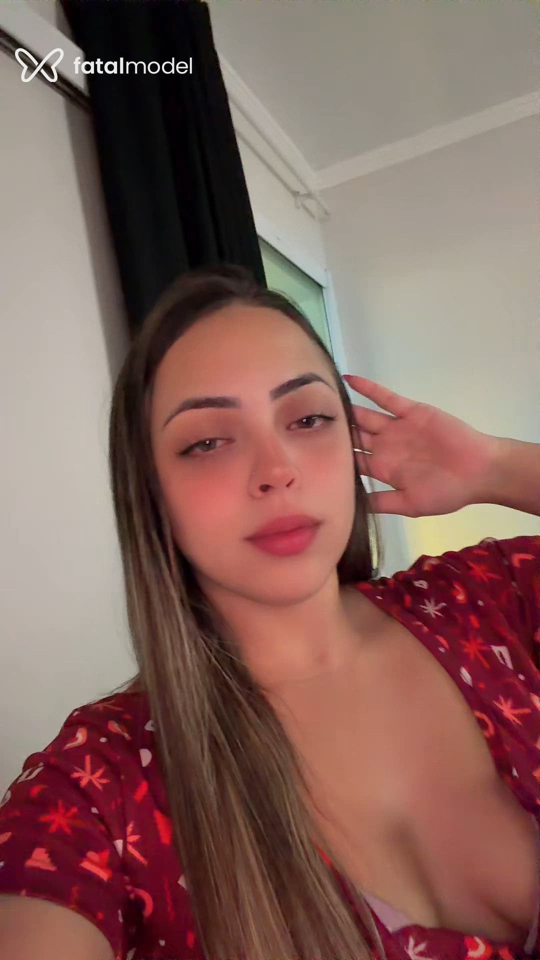 Acompanhante mulher loira (o) de olhos verdes em Uberlândia Acompanhante mulher loira (o) de olhos verdes em Uberlândia - Babi Muniz