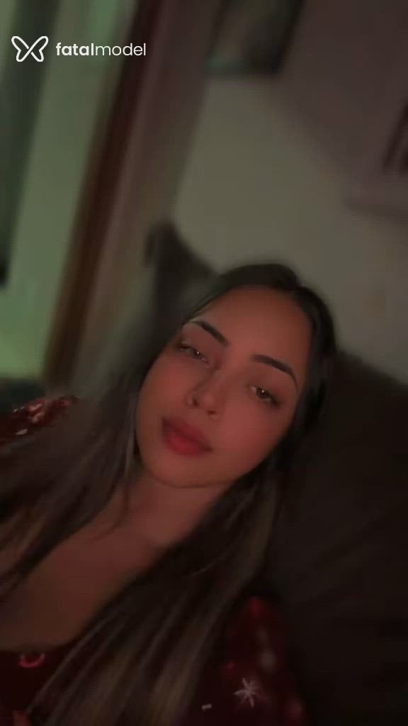 Acompanhante mulher loira (o) de olhos verdes em Uberlândia Acompanhante mulher loira (o) de olhos verdes em Uberlândia - Babi Muniz