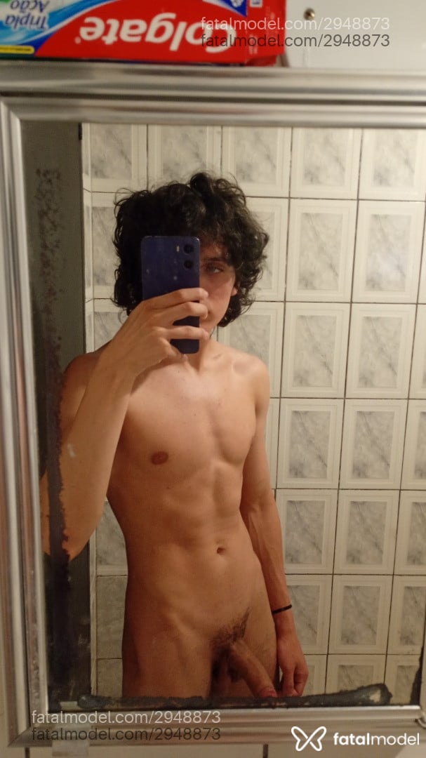 Acompanhante homem morena (o) de olhos castanhos em São Paulo - Vini Ian