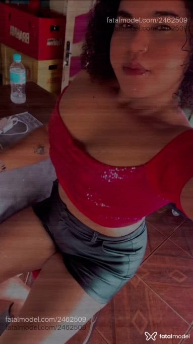 Acompanhante mulher trans com cabelo castanho de olhos castanhos em Nova Canaã do Norte Acompanhante mulher trans com cabelo castanho de olhos castanhos em Nova Canaã do Norte - Lia Zahara