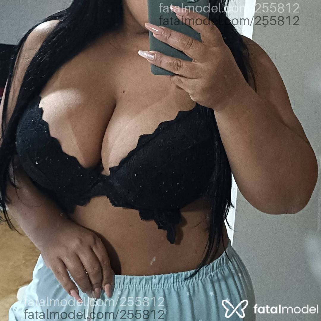 Acompanhante mulher morena (o) de olhos castanhos - Gaby nunes