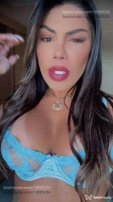 Acompanhante mulher com cabelo castanho de olhos castanhos em Americana - Ingrid