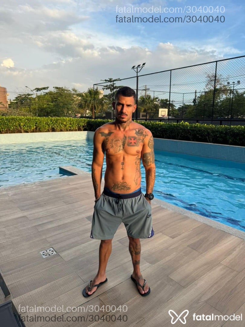 Acompanhante homem morena (o) de olhos castanhos em Rio de Janeiro - Heros