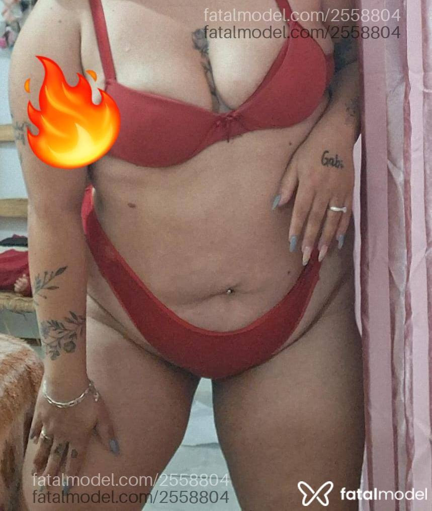 Acompanhante mulher com cabelo castanho de olhos castanhos em Virtual - Gabriella