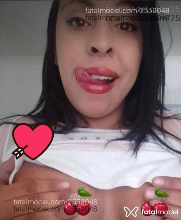 Acompanhante mulher com cabelo castanho de olhos castanhos - Bárbara