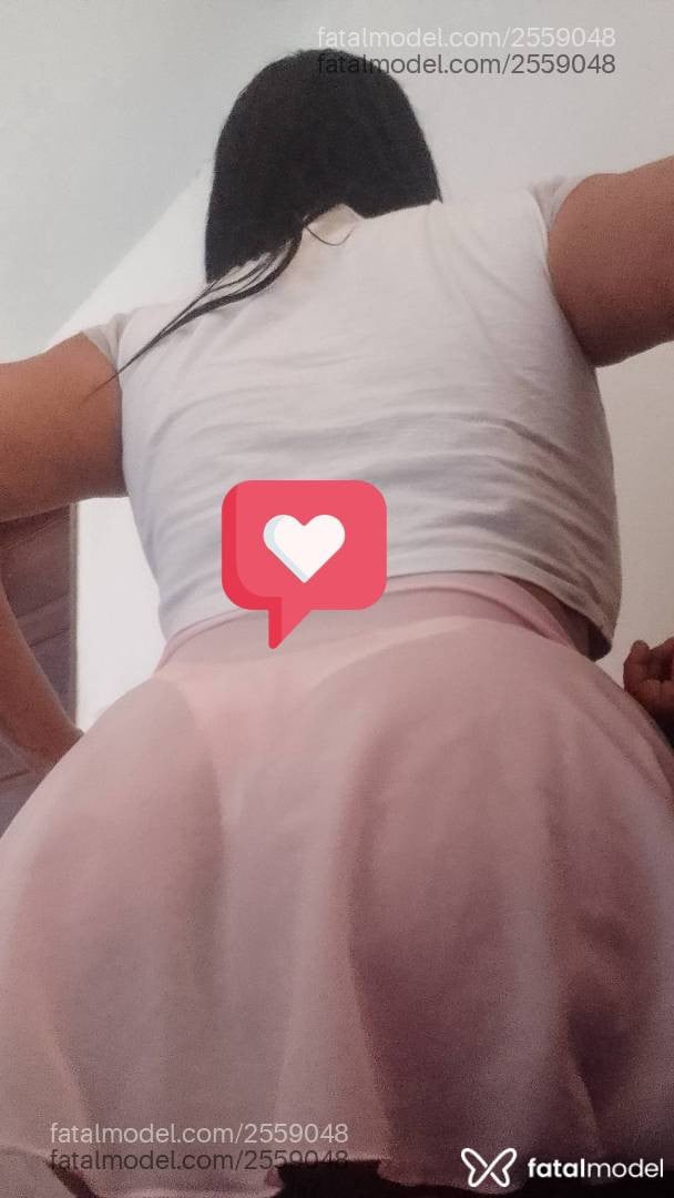 Acompanhante mulher com cabelo castanho de olhos castanhos - Bárbara