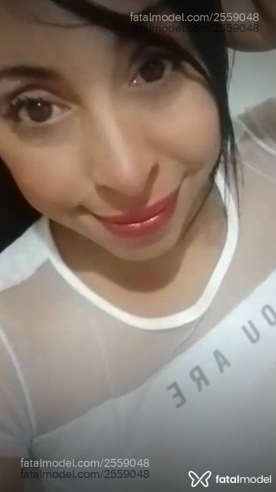 Acompanhante mulher com cabelo castanho de olhos castanhos - Bárbara