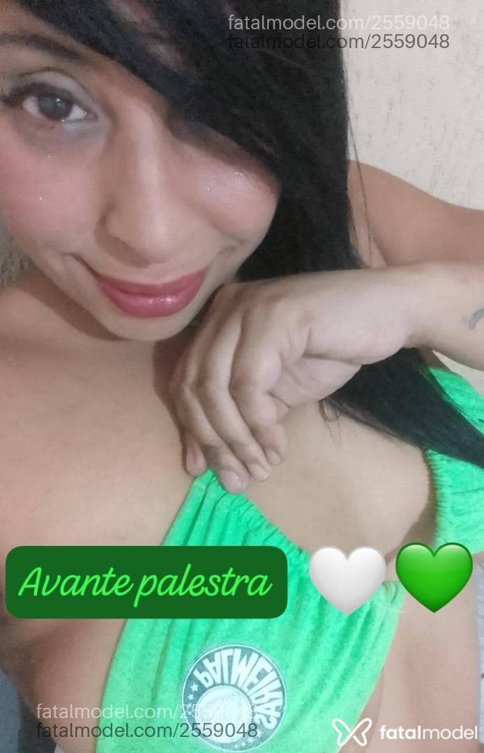 Acompanhante mulher com cabelo castanho de olhos castanhos - Bárbara