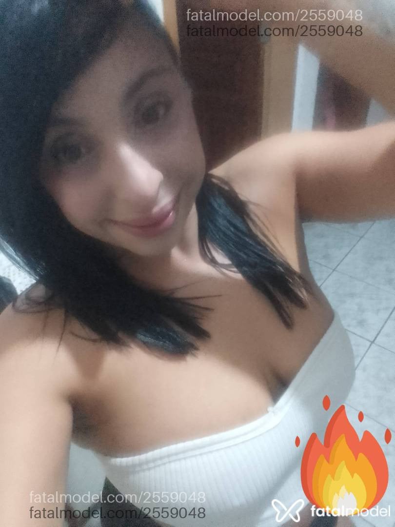 Acompanhante mulher com cabelo castanho de olhos castanhos - Bárbara