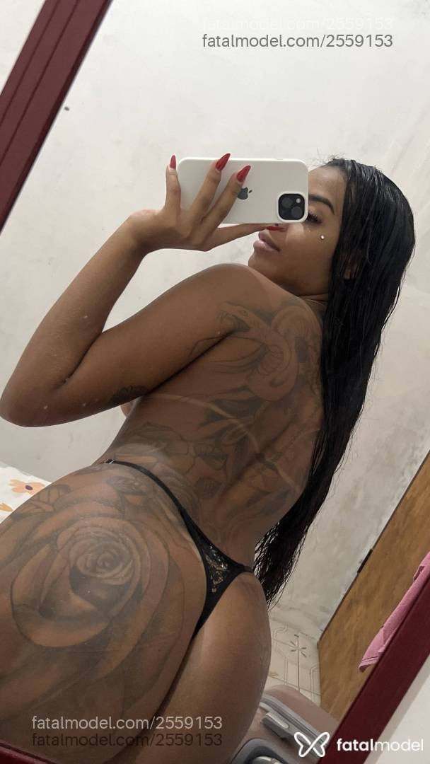 Acompanhante mulher morena (o) de olhos pretos - Brenda