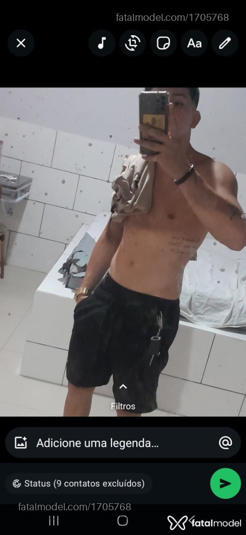 Acompanhante homem com cabelo castanho de olhos castanhos em Belém Acompanhante homem com cabelo castanho de olhos castanhos em Belém - Felipe
