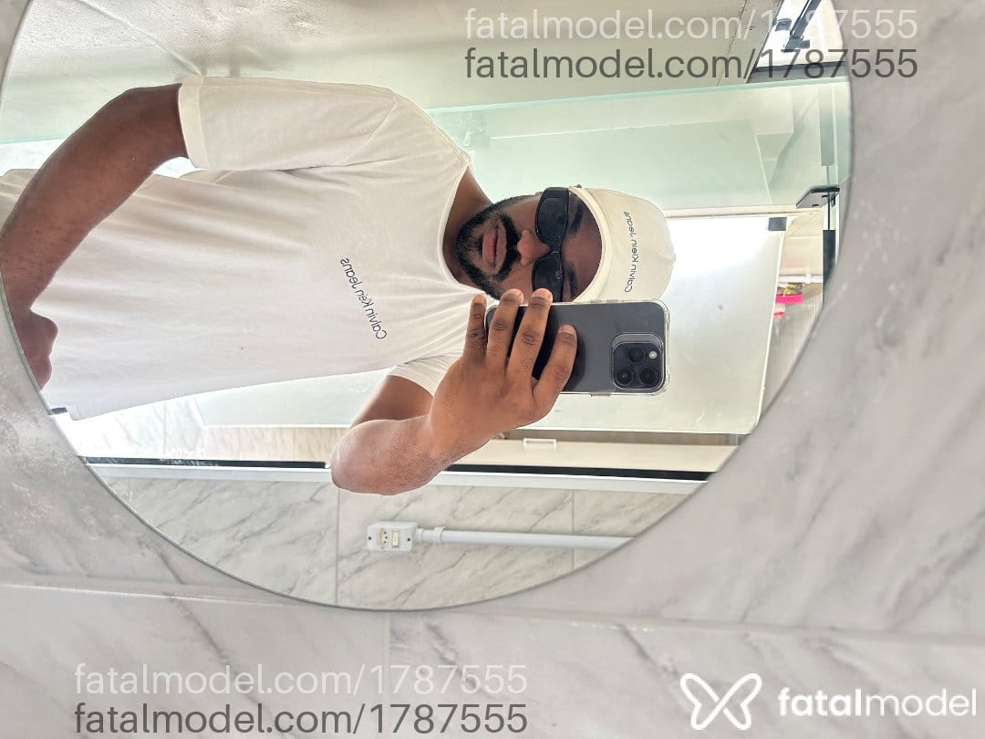 Acompanhante homem morena (o) de olhos castanhos em Itapema - Leandro Rafael