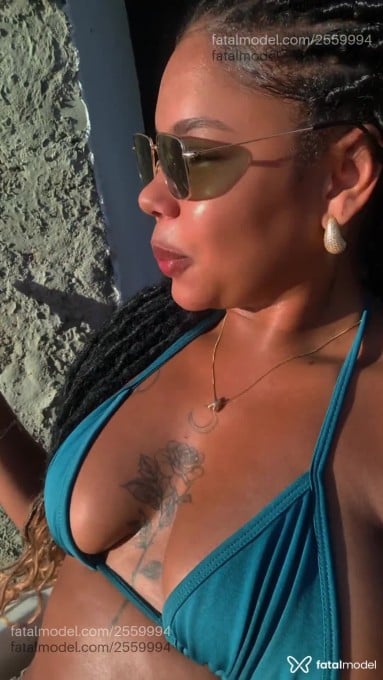 Acompanhante mulher com cabelo castanho de olhos castanhos em Passo Fundo - Tayla