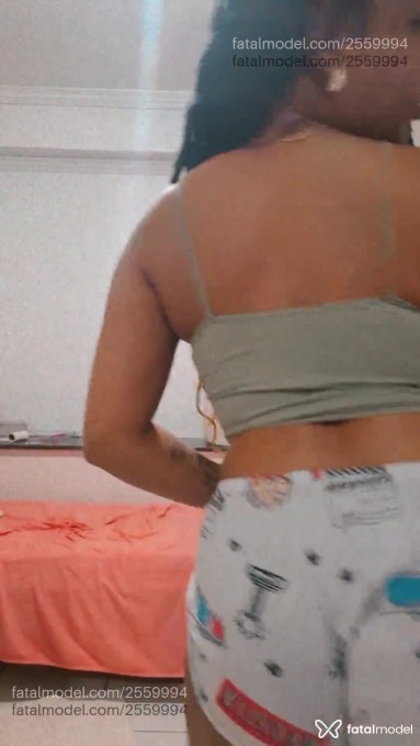 Acompanhante mulher com cabelo castanho de olhos castanhos em Passo Fundo - Tayla