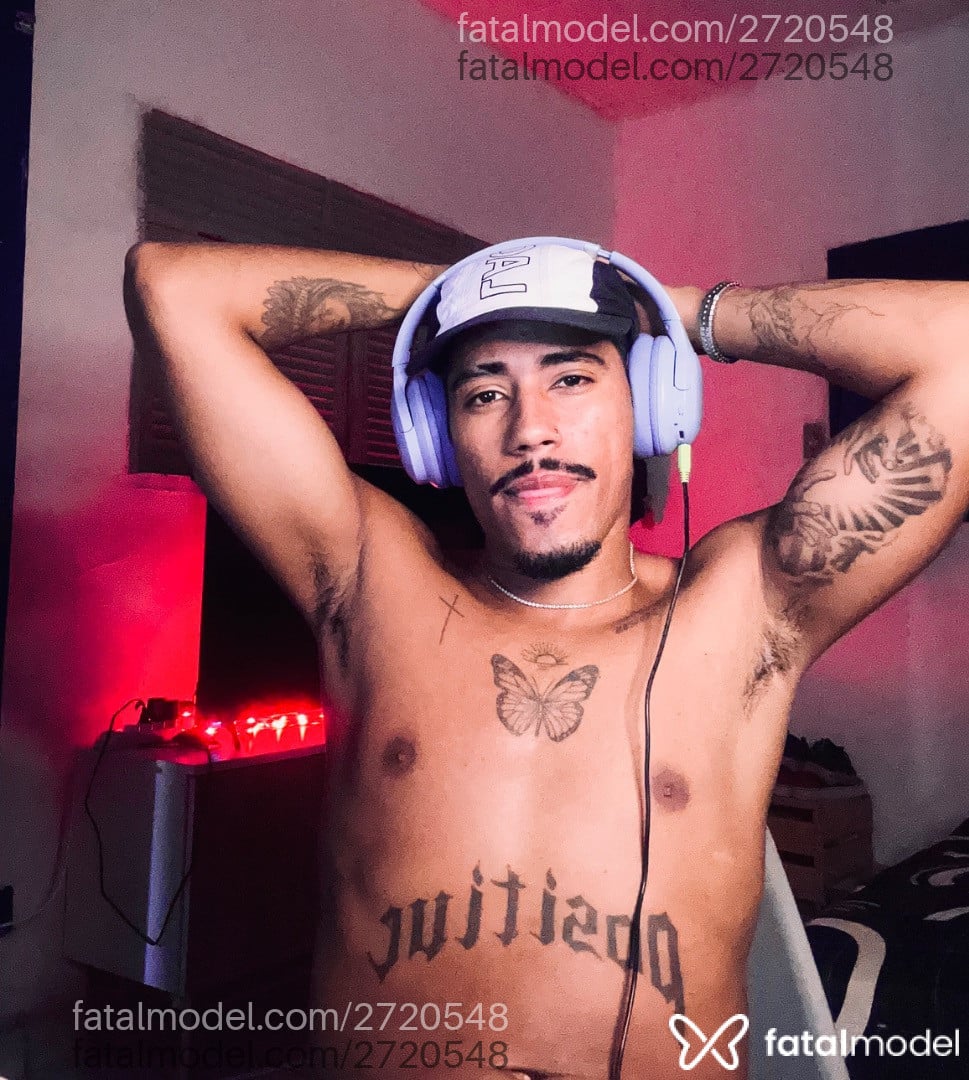 Acompanhante homem morena (o) de olhos pretos em Virtual Acompanhante homem morena (o) de olhos pretos em Virtual - Gabrieldoborel