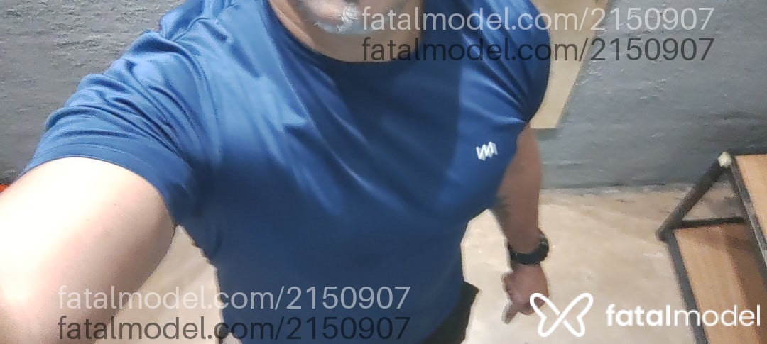 Acompanhante homem sem cabelo de olhos castanhos em Brasília - Lucius
