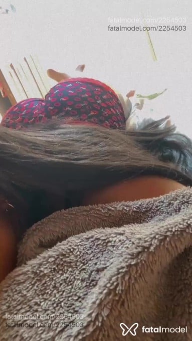 Acompanhante mulher com cabelo castanho de olhos verdes em Itaberaba Acompanhante mulher com cabelo castanho de olhos verdes em Itaberaba - Rafaela Mendez
