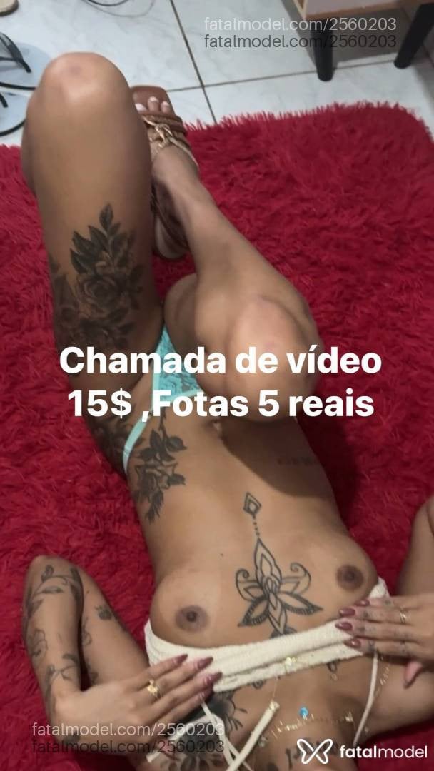 Acompanhante mulher com cabelo castanho de olhos pretos em Cachoeiro de Itapemirim - Laura