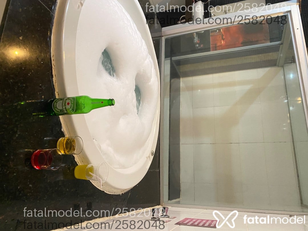 Acompanhante mulher loira (o) de olhos verdes em Formiga Acompanhante mulher loira (o) de olhos verdes em Formiga - Bruna
