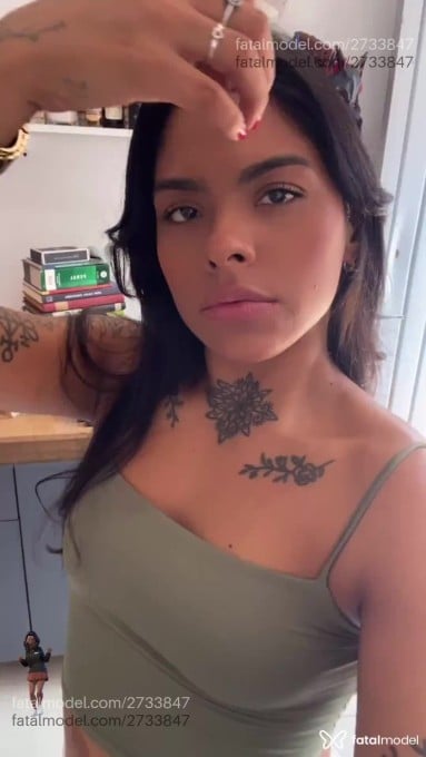 Acompanhante mulher morena (o) de olhos pretos em Goiânia - Elena