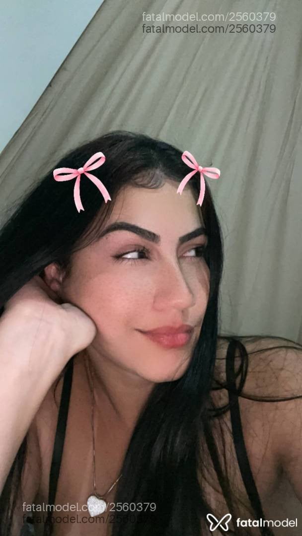 Acompanhante mulher morena (o) de olhos pretos - Kelly