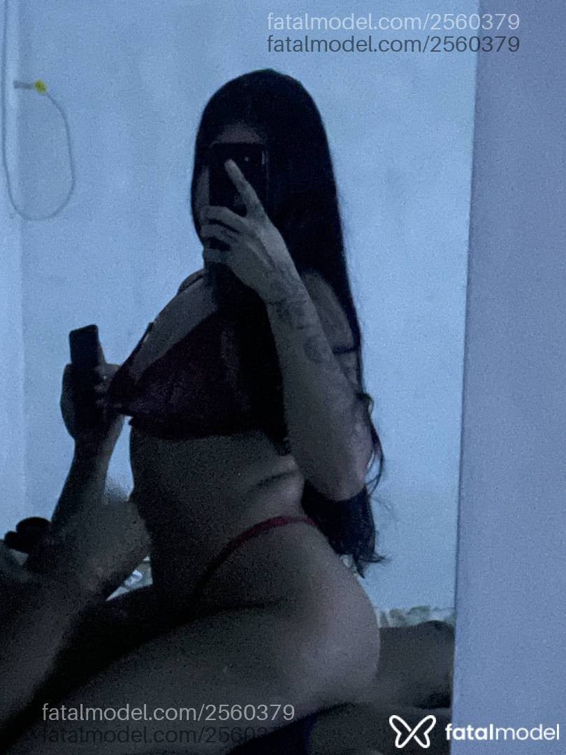 Acompanhante mulher morena (o) de olhos pretos - Kelly