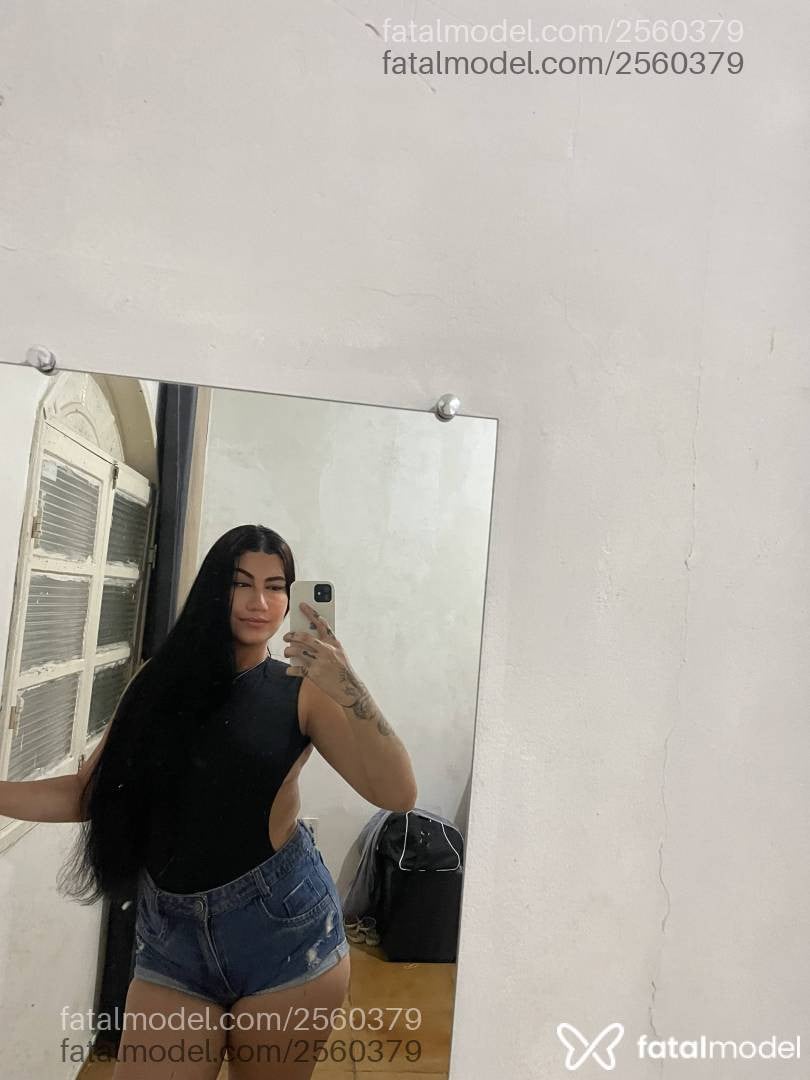 Acompanhante mulher morena (o) de olhos pretos - Kelly