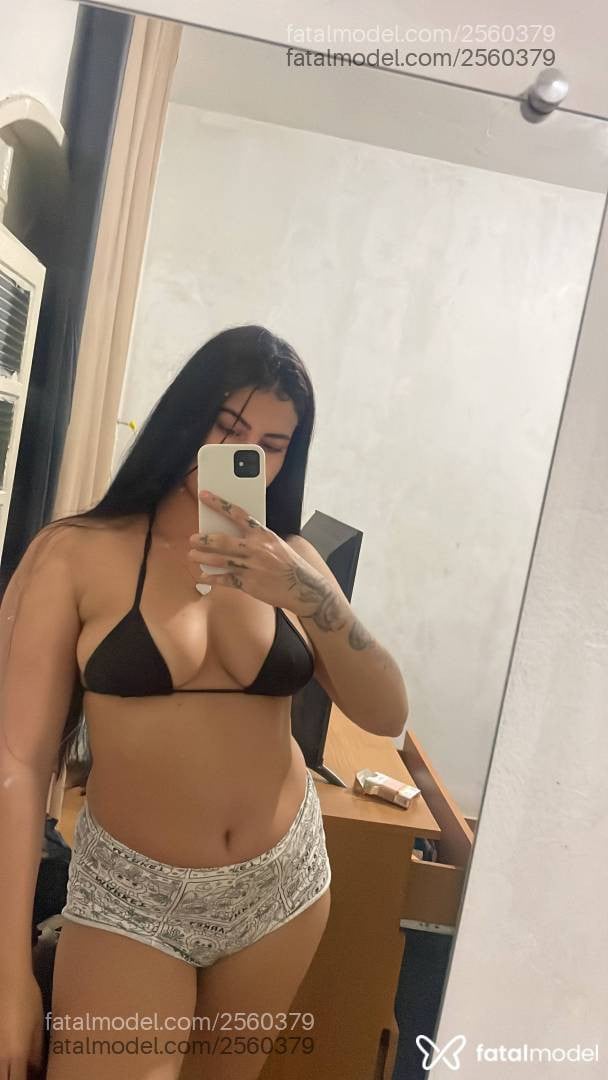 Acompanhante mulher morena (o) de olhos pretos - Kelly