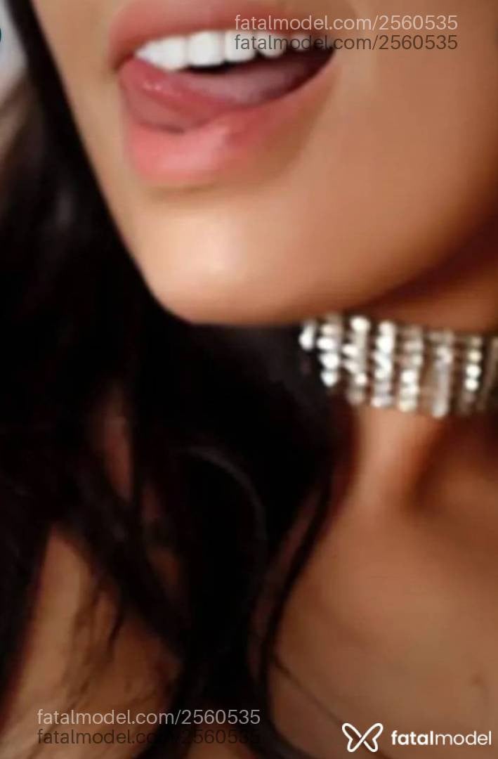 Acompanhante mulher morena (o) de olhos verdes - Amanda Novais