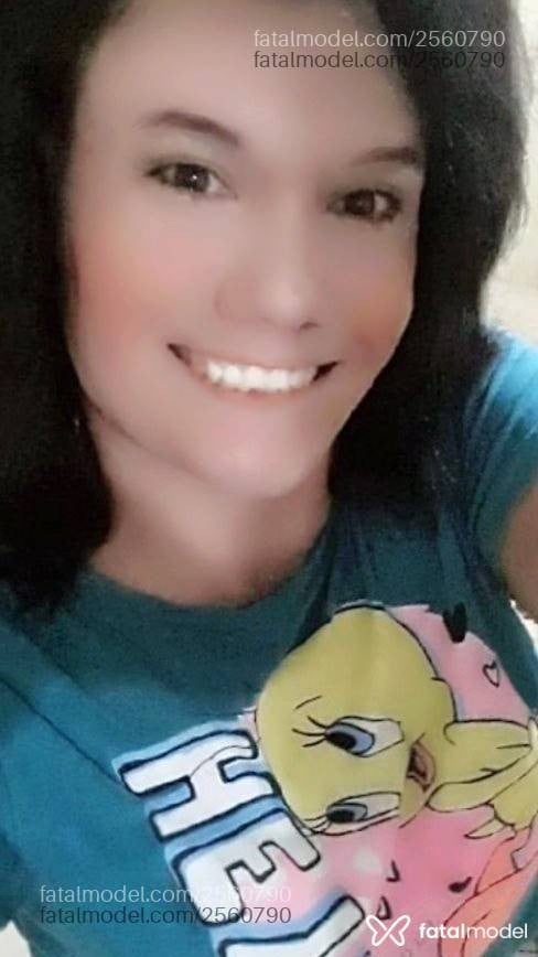 Acompanhante mulher trans morena (o) de olhos castanhos - Luana Barros
