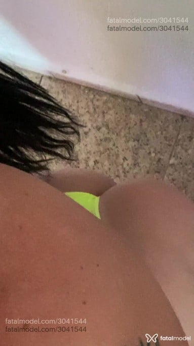 Acompanhante mulher morena (o) de olhos castanhos - Sofia Acompanhante mulher morena (o) de olhos castanhos - Sofia