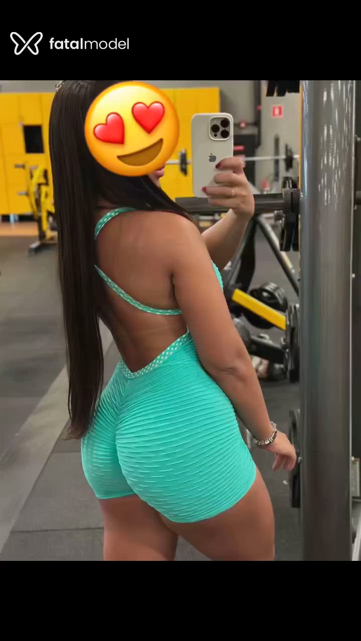 Acompanhante mulher com cabelo castanho de olhos mel - Raissa Costa