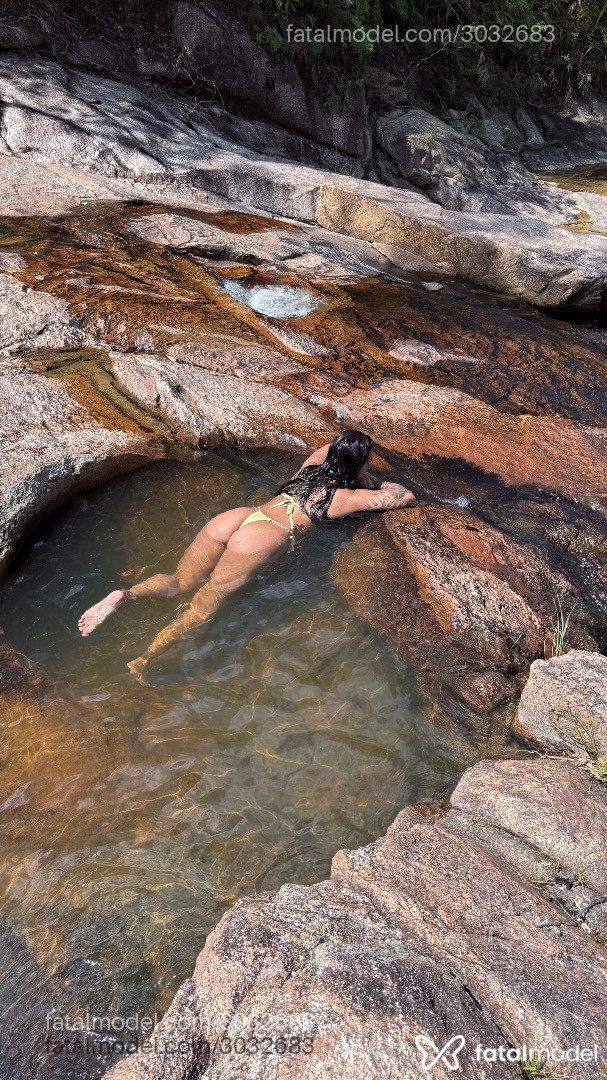 Acompanhante mulher morena (o) de olhos castanhos em Florianópolis - Estrela