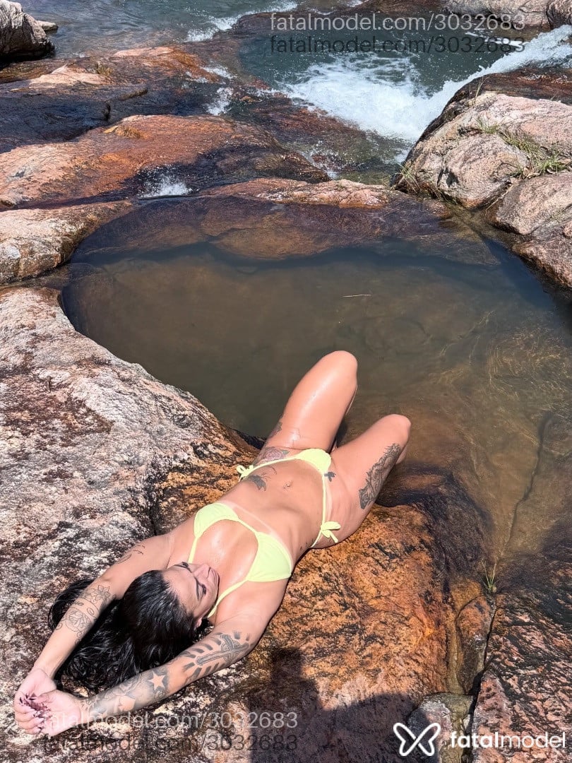 Acompanhante mulher morena (o) de olhos castanhos em Florianópolis - Estrela
