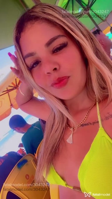 Acompanhante mulher loira (o) de olhos castanhos em Tamandaré - Amanda