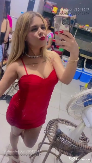 Acompanhante mulher loira (o) de olhos castanhos em Tamandaré - Amanda