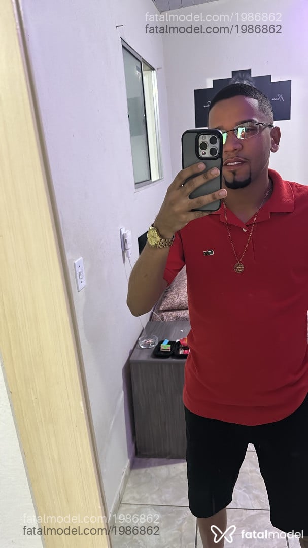 Acompanhante homem morena (o) de olhos castanhos em Paulista Acompanhante homem morena (o) de olhos castanhos em Paulista - Ricardo
