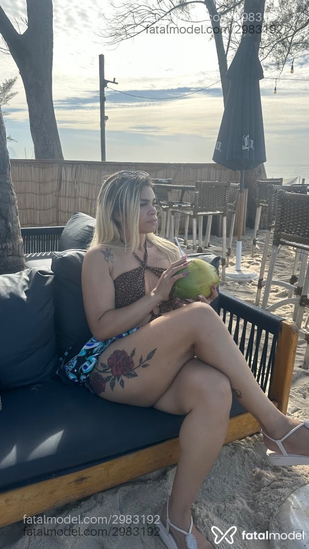 Acompanhante mulher loira (o) de olhos mel em Rio de Janeiro - Nicolly ávila