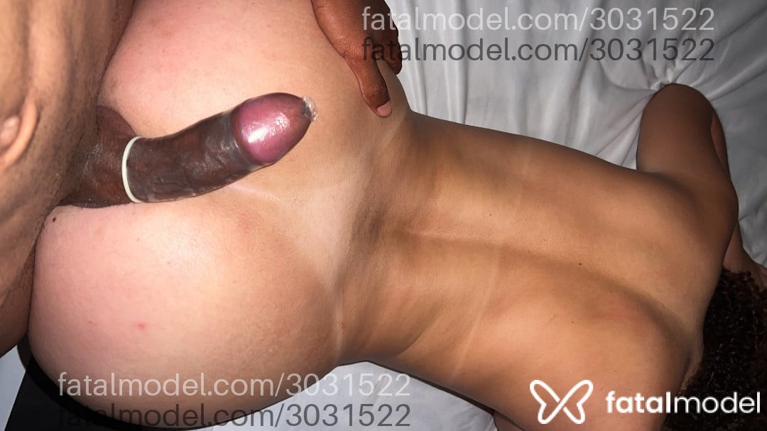Acompanhante homem morena (o) de olhos castanhos em Salvador - Vitor Schidmt