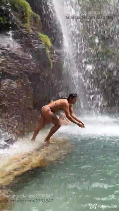 Acompanhante mulher morena (o) de olhos pretos em Goiânia - Elena