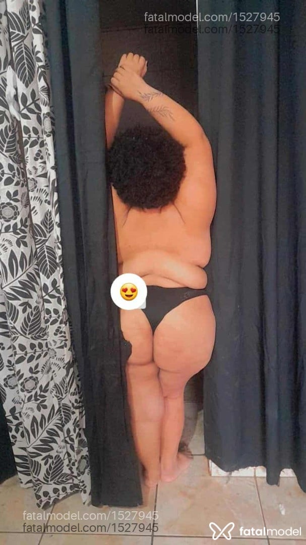 Acompanhante mulher morena (o) de olhos castanhos em Sapezal - Alexa nunes