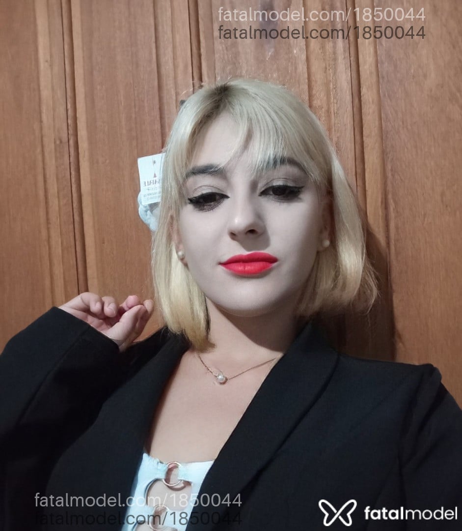 Acompanhante mulher loira (o) de olhos castanhos em São José - Bonecaaa Rosa