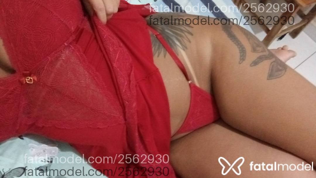 Acompanhante mulher morena (o) de olhos castanhos - Carol