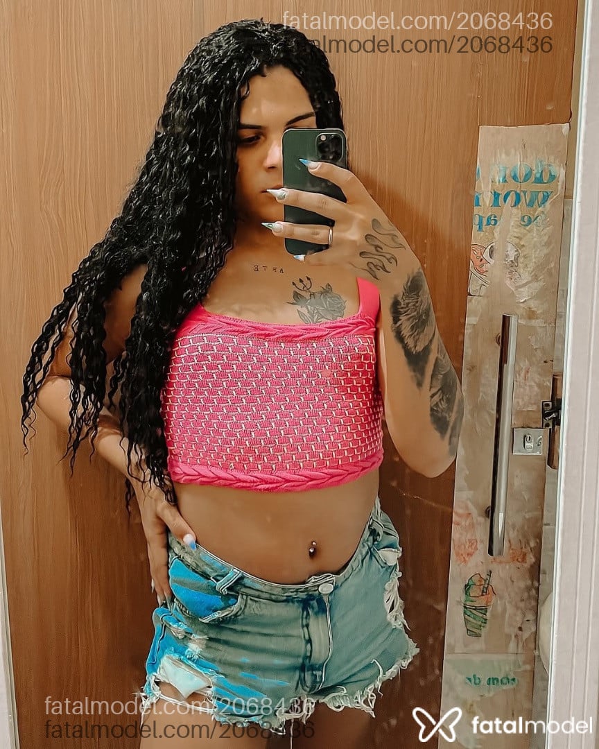 Acompanhante mulher trans morena (o) de olhos castanhos em Duque de Caxias Acompanhante mulher trans morena (o) de olhos castanhos em Duque de Caxias - Vitoria