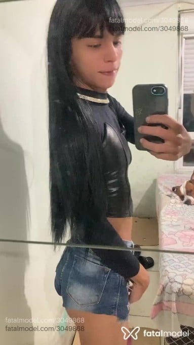 Acompanhante mulher trans com cabelo castanho de olhos castanhos em São José - Lia Reis