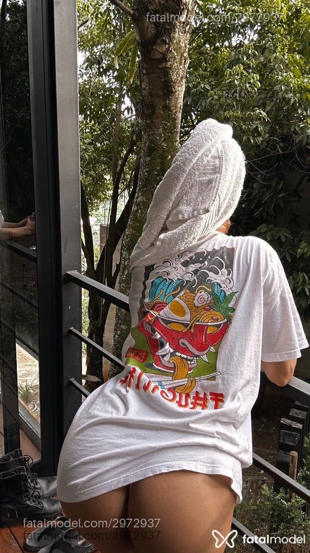 Acompanhante mulher ruiva (o) de olhos verdes em Rio de Janeiro - Akasha